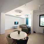 Apartahotel Solid Magic 3*