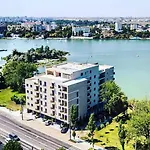 Solid Magic Mamaia