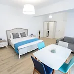 Solid Magic Aparthotel 3*