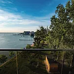 Aparthotel Solid Magic