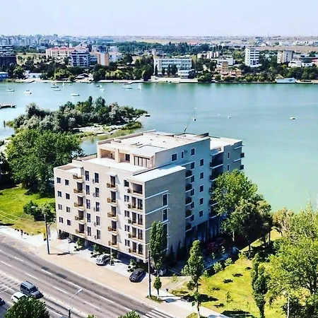 Solid Magic Mamaia