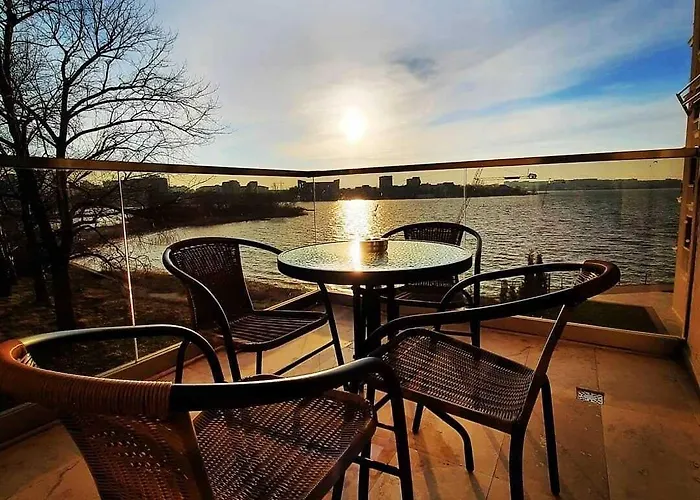 Solid Magic Lägenhetshotell Mamaia